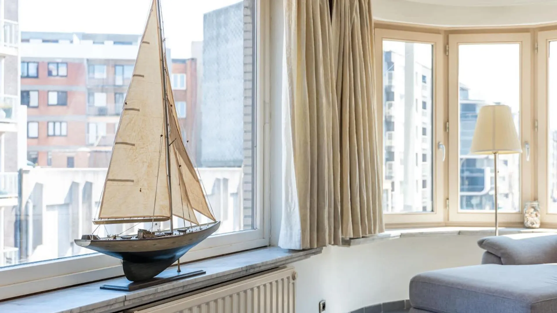 Spacious Apartment Up To 6 People Ostend