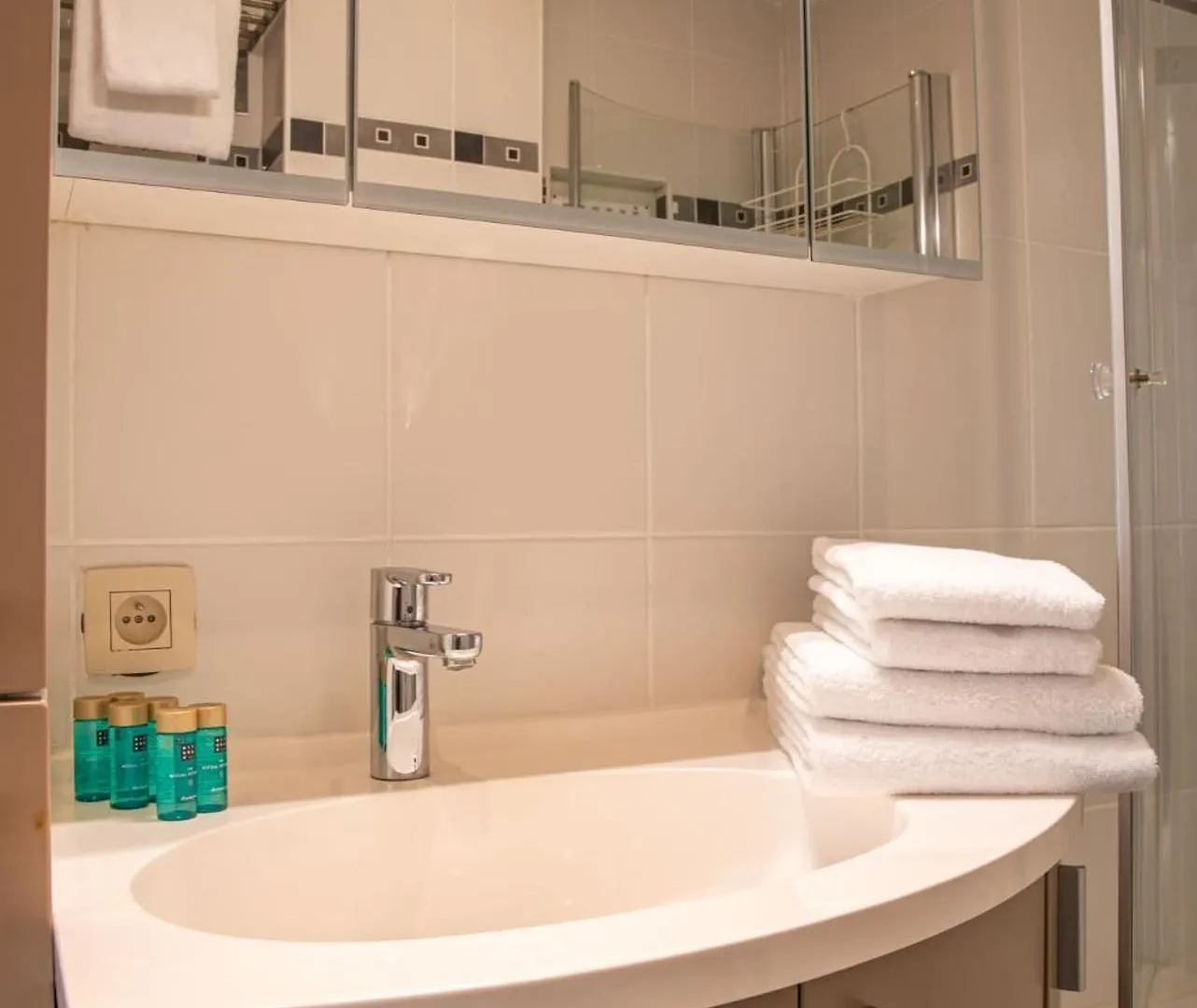 Spacious Apartment Up To 6 People Ostend 0*,
